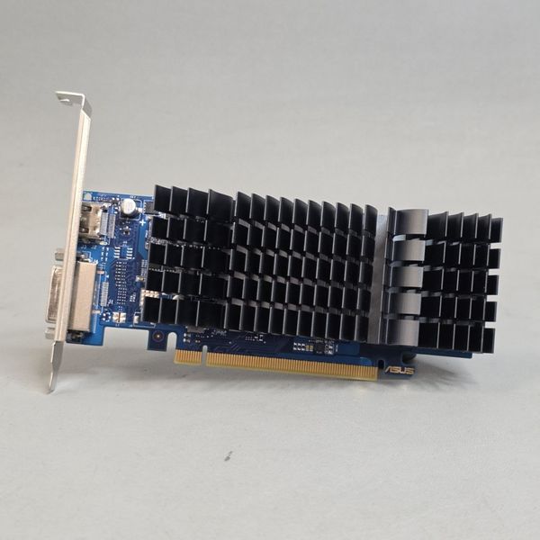 Видеокарта ASUS GeForce GT 1030 Silent LP [GT1030-SL-2G-BRK]