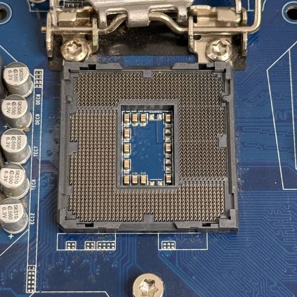 Материнская плата GigaByte GA-P61-S3