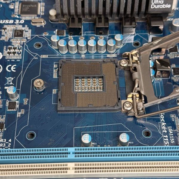 Материнская плата Gigabyte LGA1155 GA-P67X-UD3-B3