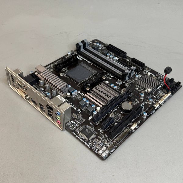 Материнская плата GIGABYTE GA-78LMT-USB3 (AM3+, microATX)