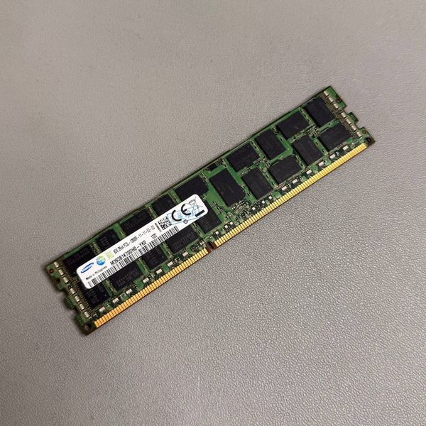 Оперативная память серверная Samsung M393B1K70DH0-CK0 DDRIII 8Gb