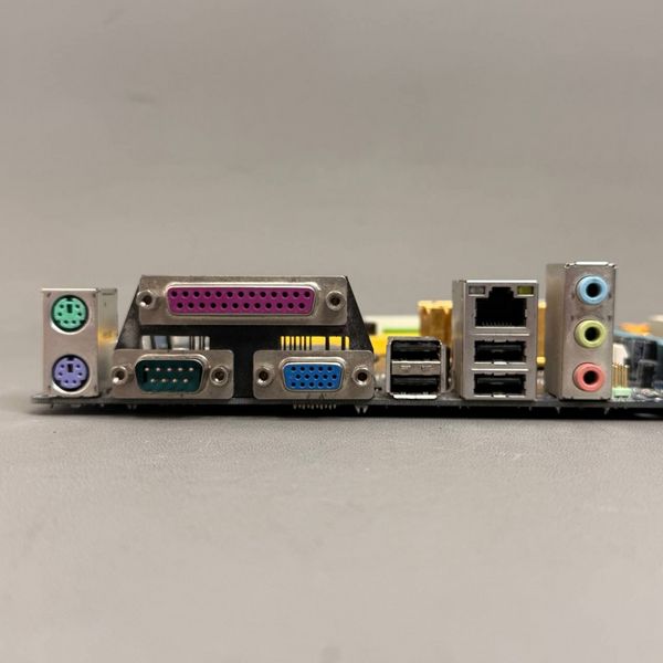 Материнская плата GIGABYTE GA-G31M-ES2C Socket 775