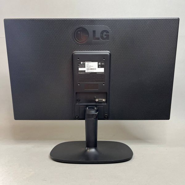 21.5'' Монитор LG 22M35A, разрешение 1920x1080, частота 75 Гц, время отклика 5 мс