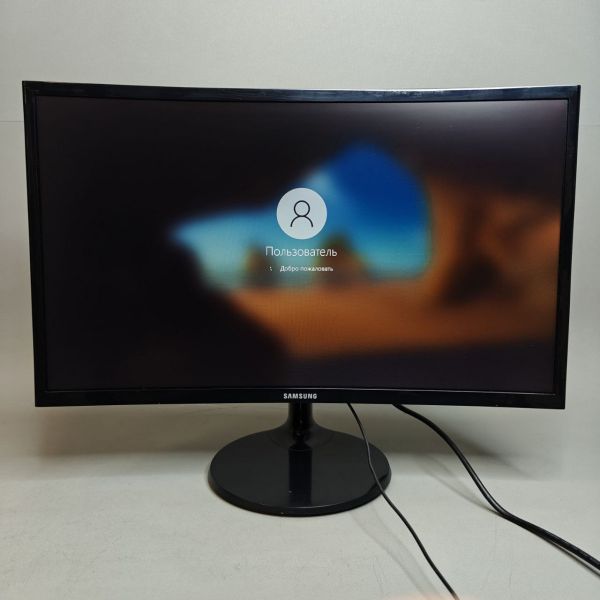 23.5'' FHD Изогнутый Монитор Samsung C24F390FHI 