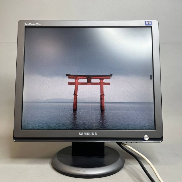 19'' Монитор Samsung SyncMaster 931BF, 1280x1024, 75 Гц