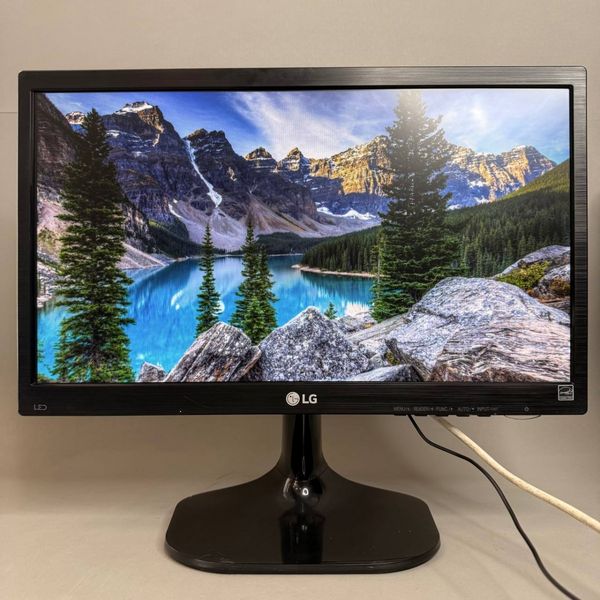 19.5'' Монитор LG 20M47D, 1600x900 , vga, dvi , черный