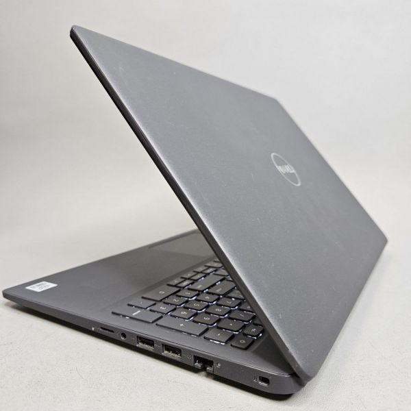 15.6''  FullHD IPS Ноутбук Dell Latitude 3510-8732 черный