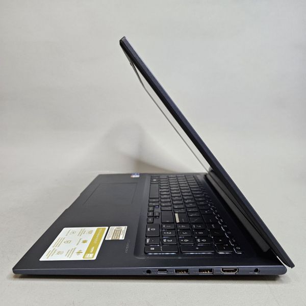 17.3'' Ноутбук ASUS VivoBook X1704VA-AU692 черный