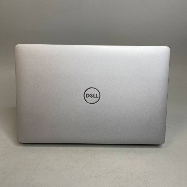 15.6'' FHD Ноутбук Dell Latitude 5511 серебристый