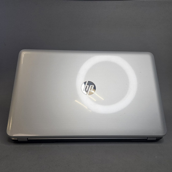 17.3'' Ноутбук HP 17-у000er серый