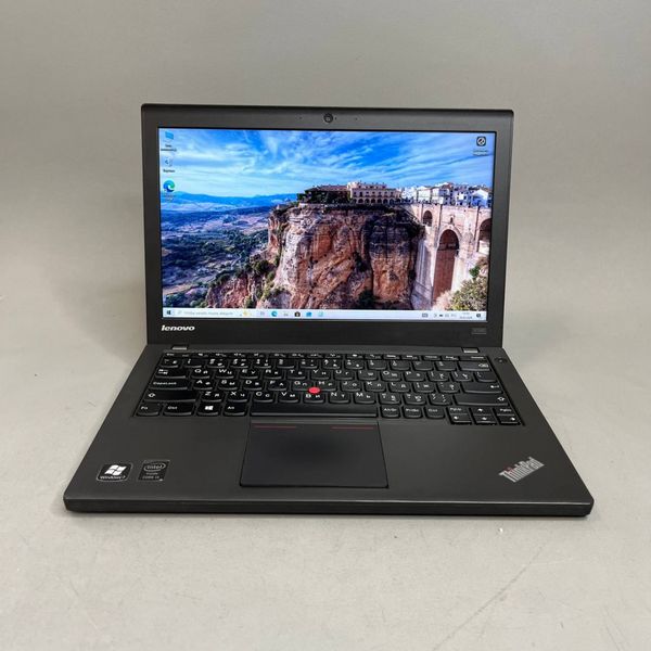 12.5'' Ноутбук Lenovo ThinkPad X240 черный