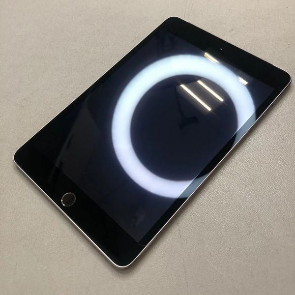 7.9'' Планшет Apple iPad Mini 4 (A1550), Wi-Fi + Cellular, RU, 128 gb, серый 