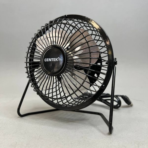 Вентилятор настольный CENTEK CT-5040 Black стальная решётка D14см, USB питание, шнур 1.1 м