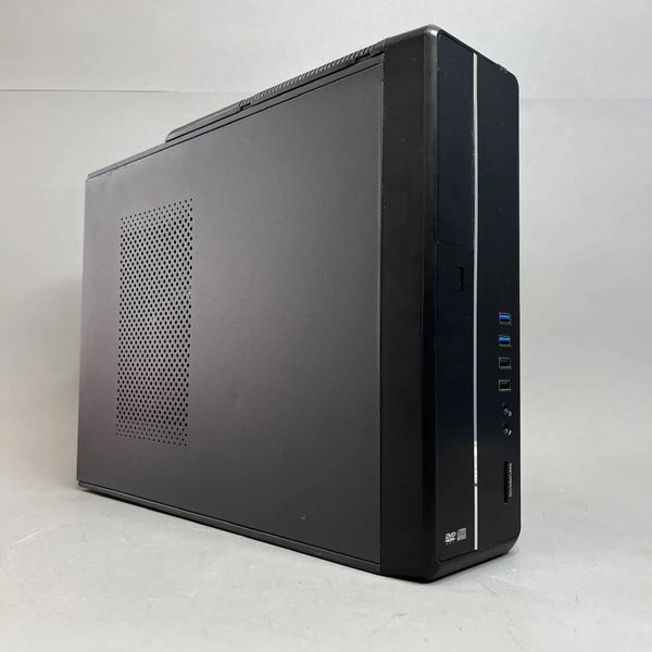 Компактный ПК / AMD A8-9600 / 8Gb / SSD 240Gb 