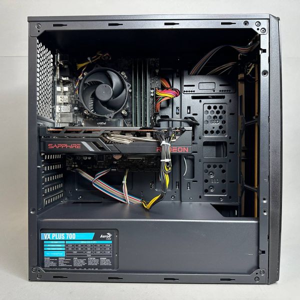Игровой ПК / i7-9700 / 32Gb / SSD 240Gb m.2 / 1Tb / 12Gb RX6700XT