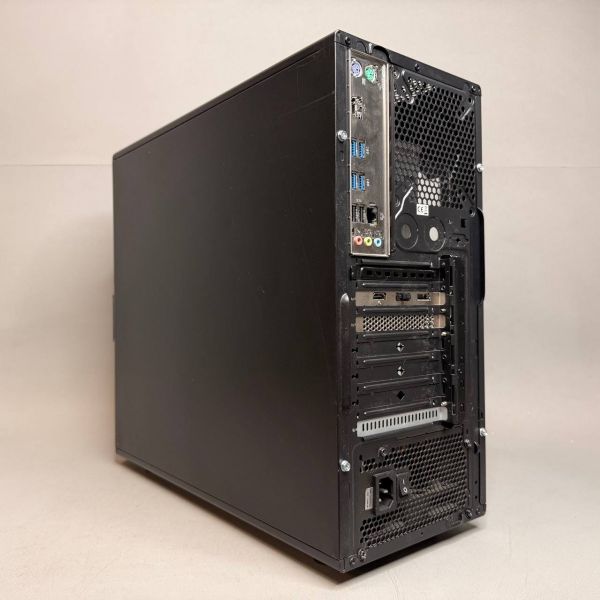 Игровой ПК / i7-7700k / 16Gb / ssd 240Gb / hdd 500Gb / 6Gb RTX3050 