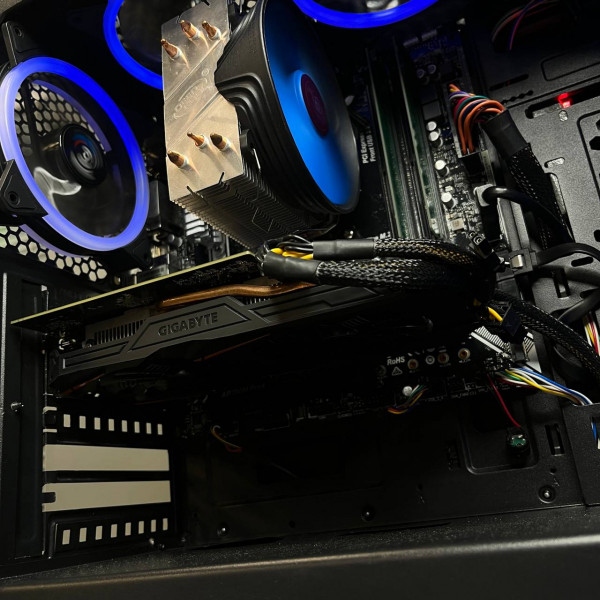 Игровой ПК Ryzen 5 1600X / 16Gb / 256Gb + 500Gb / GTX1060