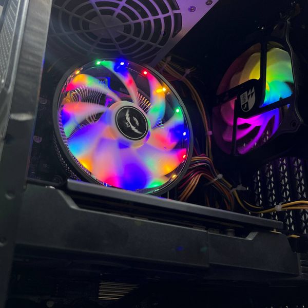 Игровой ПК / i5-6500 / 16Gb / SSD 240Gb / HDD 500Gb / 4Gb RX570