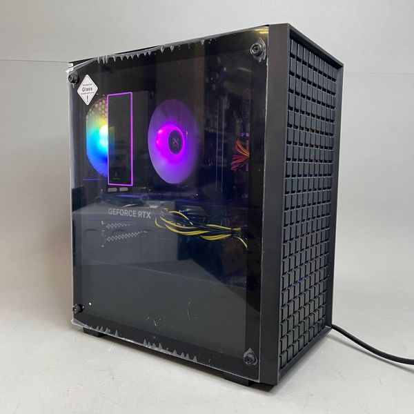 Игровой ПК / i5-12400f / 32Gb / ssd 1Tb / 8Gb RTX5060 Ti