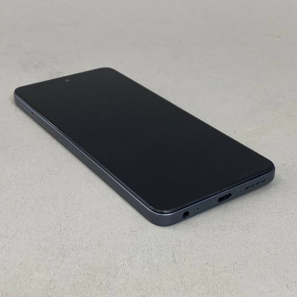 Смартфон Infinix Hot 50 8/256 ГБ, Dual nano SIM, черный