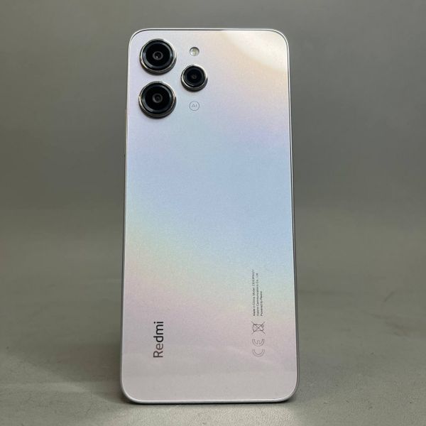 Смартфон Xiaomi Redmi 12 4/128GB, Polar White Global
