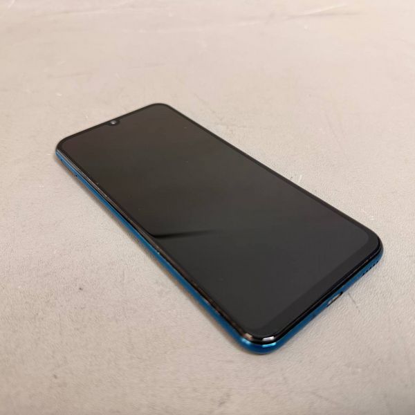 Смартфон Honor 30i 4/128GB (LRA-LX1) (мерцающий синий)