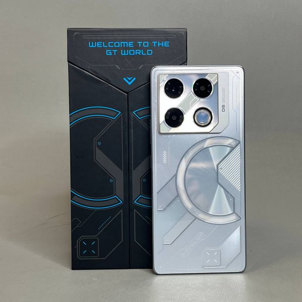 Смартфон Infinix GT 20 Pro 256 ГБ серебристый