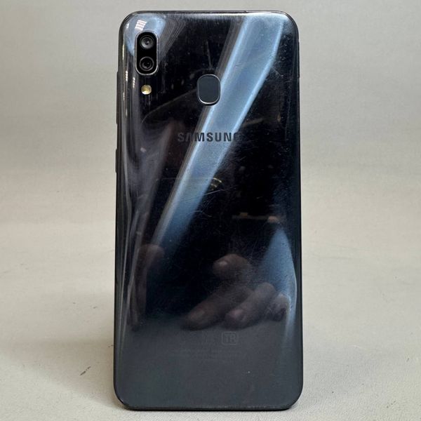 Смартфон Samsung Galaxy A30 (2019) 32Gb Black