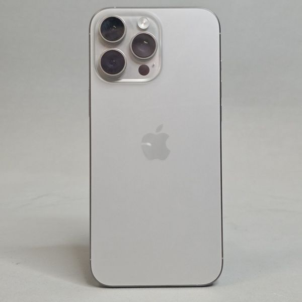 Смартфон Apple iPhone 16 Pro Max 256 ГБ eSim серый