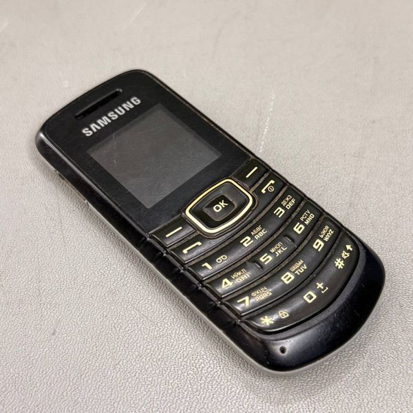 Сотовый телефон Samsung GT-E1080 Black 