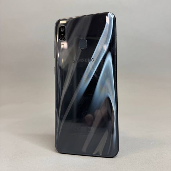 Смартфон Samsung Galaxy A30 3/32Gb Black