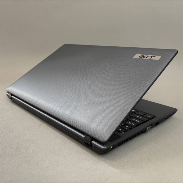 15.6'' Ноутбук Acer Aspire 5733Z серый