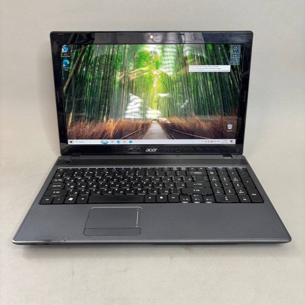 15.6'' Ноутбук Acer Aspire 5733Z серый